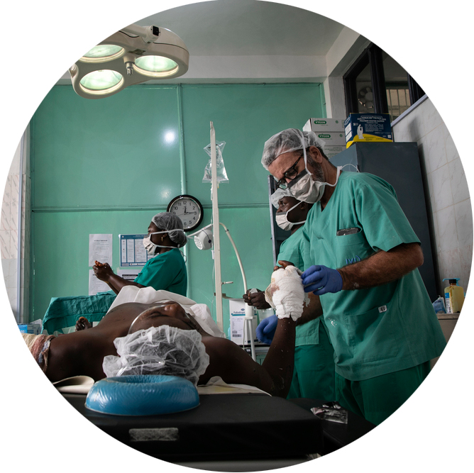 Kupte lékařům základní vybavení